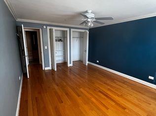 6331 W Highland Ave #2F, Chicago, IL 60646