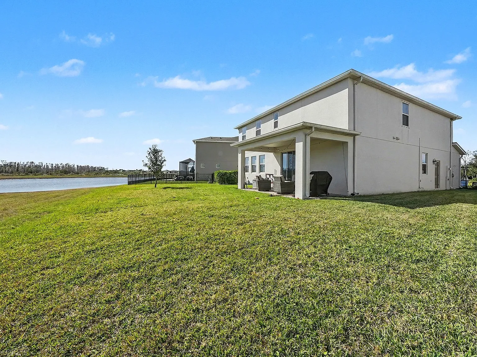 Lake-View Long Lake Ranch Home with 5 Bedrooms — Photo 3