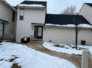 658 Mitchell Ct #658, Gurnee, IL 60031