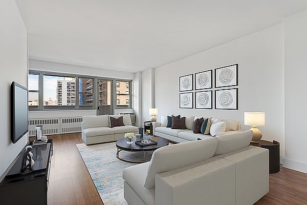 1st image of 100 W 93rd St APT 15F
