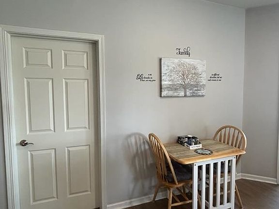 5th image of 1713 White Oak Trl
