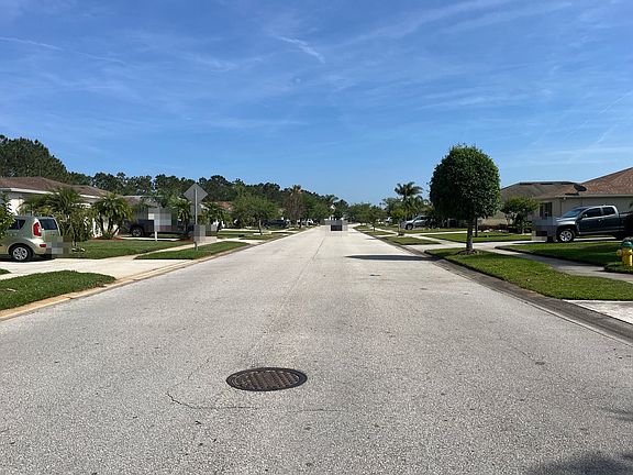 5th image of 240 Thornberry Branch Ln