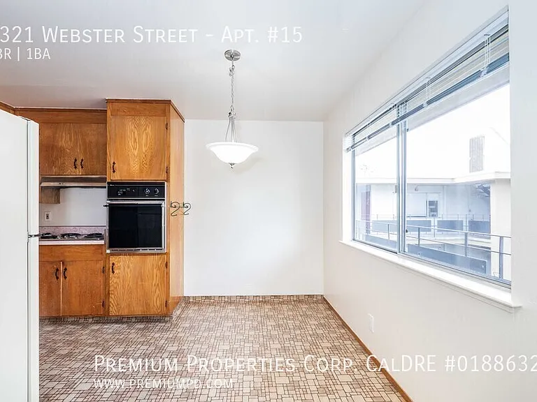 2321 Webster St #15 — Photo 3