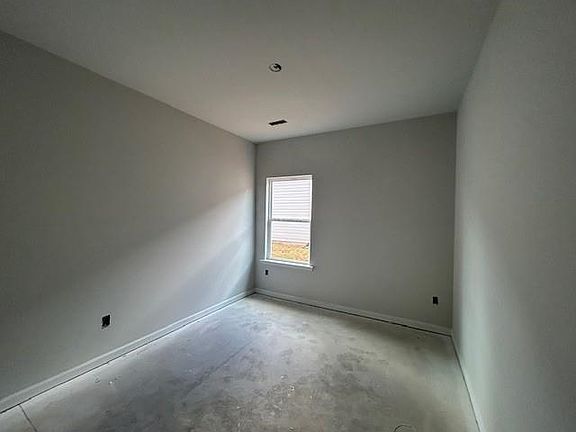 4th image of 288 Talbert Trl