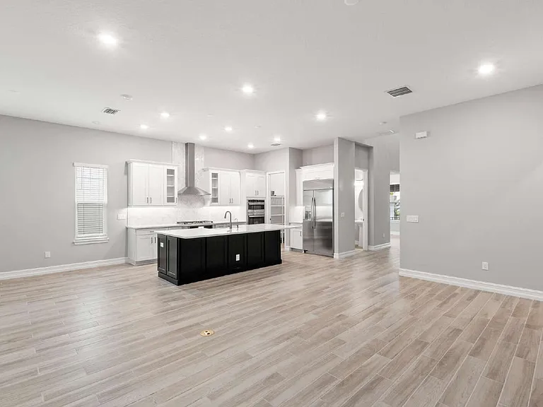 1011 Seagrape Dr — Photo 9