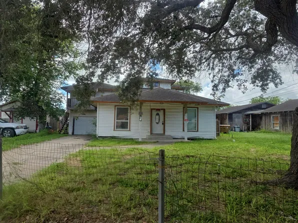 2845 Blake St, Corpus Christi, TX 78405