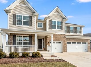 25308 W Baytree Cir, Shorewood, IL 60404