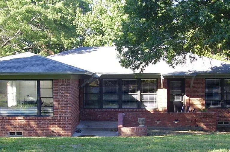 2217 Stevens Woods Ln — Photo 1