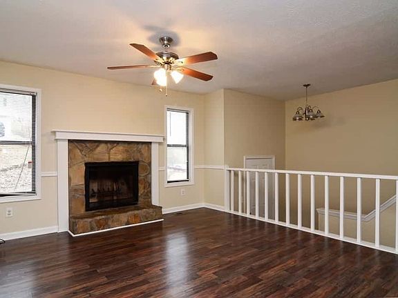 3rd image of 4031 Cindy Dr