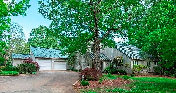 1st image of 783 Hillbrook Dr