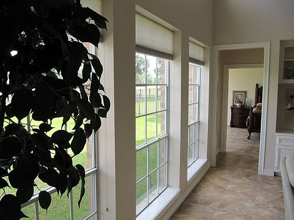 3rd image of 1410 Hillside Forest Dr
