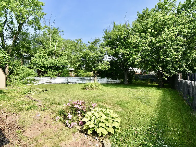3918 Eddystone Dr — Photo 26