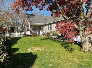 111 N Country Rd, Mount sinai, NY 11766