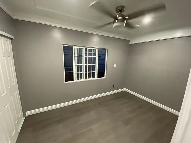 2926 Jeffries Ave — Photo 7