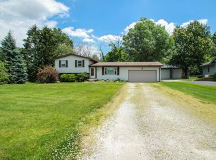 28 Nashua Ct SW, Pataskala, OH 43062