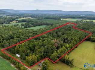 261 Dudley Ln, Owens Cross Roads, AL 35763
