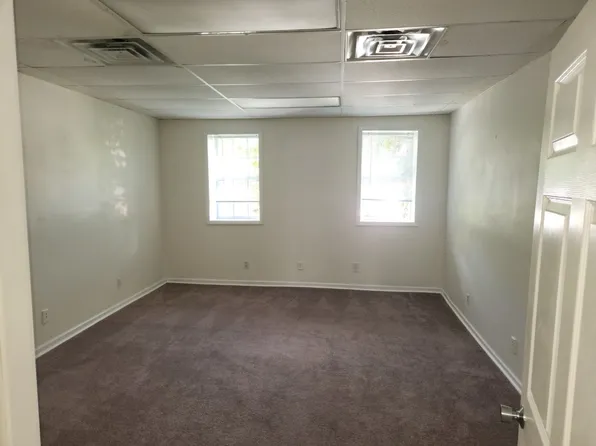 403 N 1st St #1, Pulaski, TN 38478