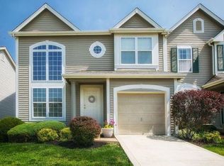 25 Edenshire Ct, Dardenne Prairie, MO