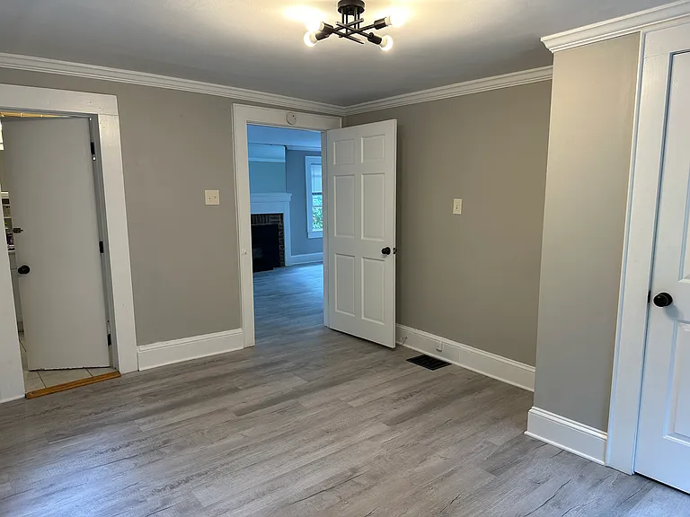 1348 Brookwood Dr — Photo 8
