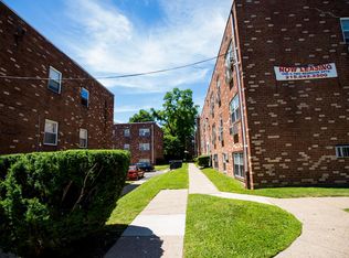 Crittenden, Philadelphia, PA 19119