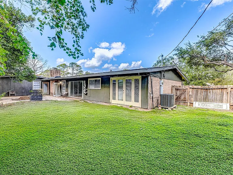 5519 Burlinghall Dr — Photo 5