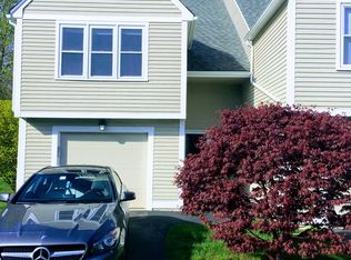 1305 Brookhaven Ln, Woonsocket, RI 02895