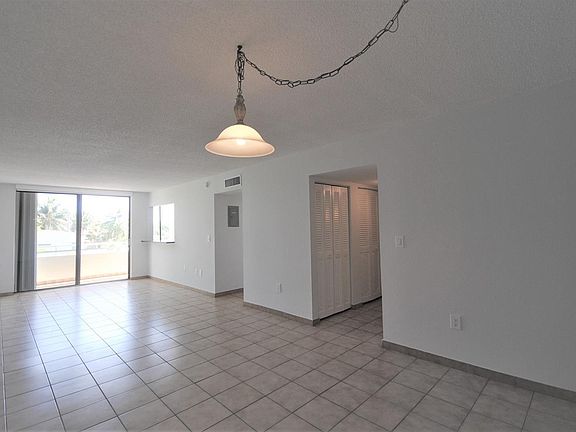 2nd image of 8200 Byron Ave #1313