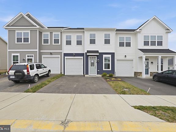 3rd image of 119 Heirloom Way