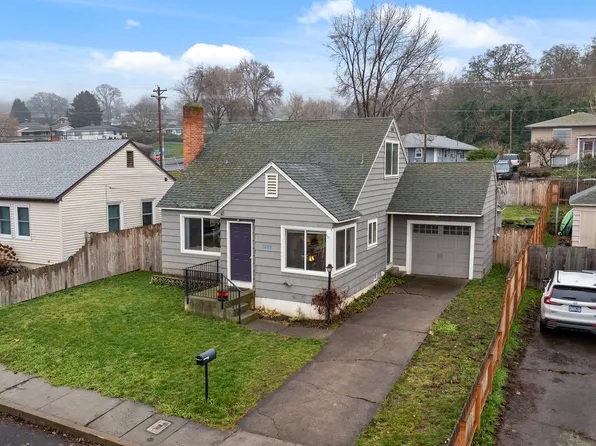 1620 E 13th Pl, The Dalles, OR 97058