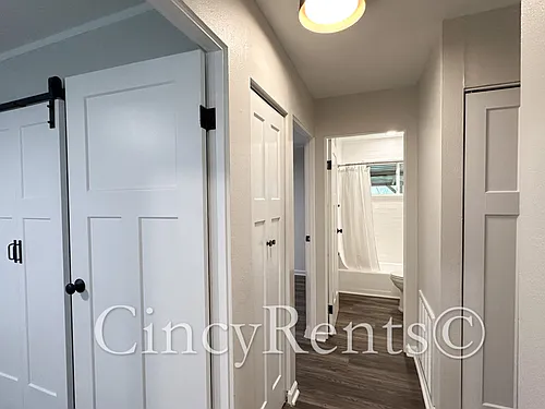 988 Stratford Pl — Photo 16