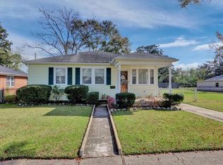 2301 Plaza Dr, Chalmette, LA 70043