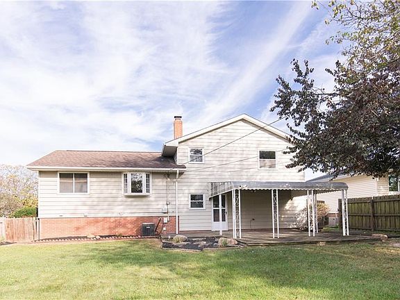 3rd image of 6758 Reid Dr