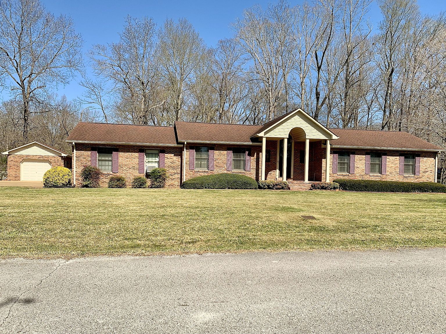 324 Belmar Cir, Manchester, TN 37355 Zillow