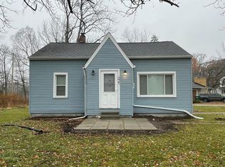 3021 N Grand River Ave, Lansing, MI 48906