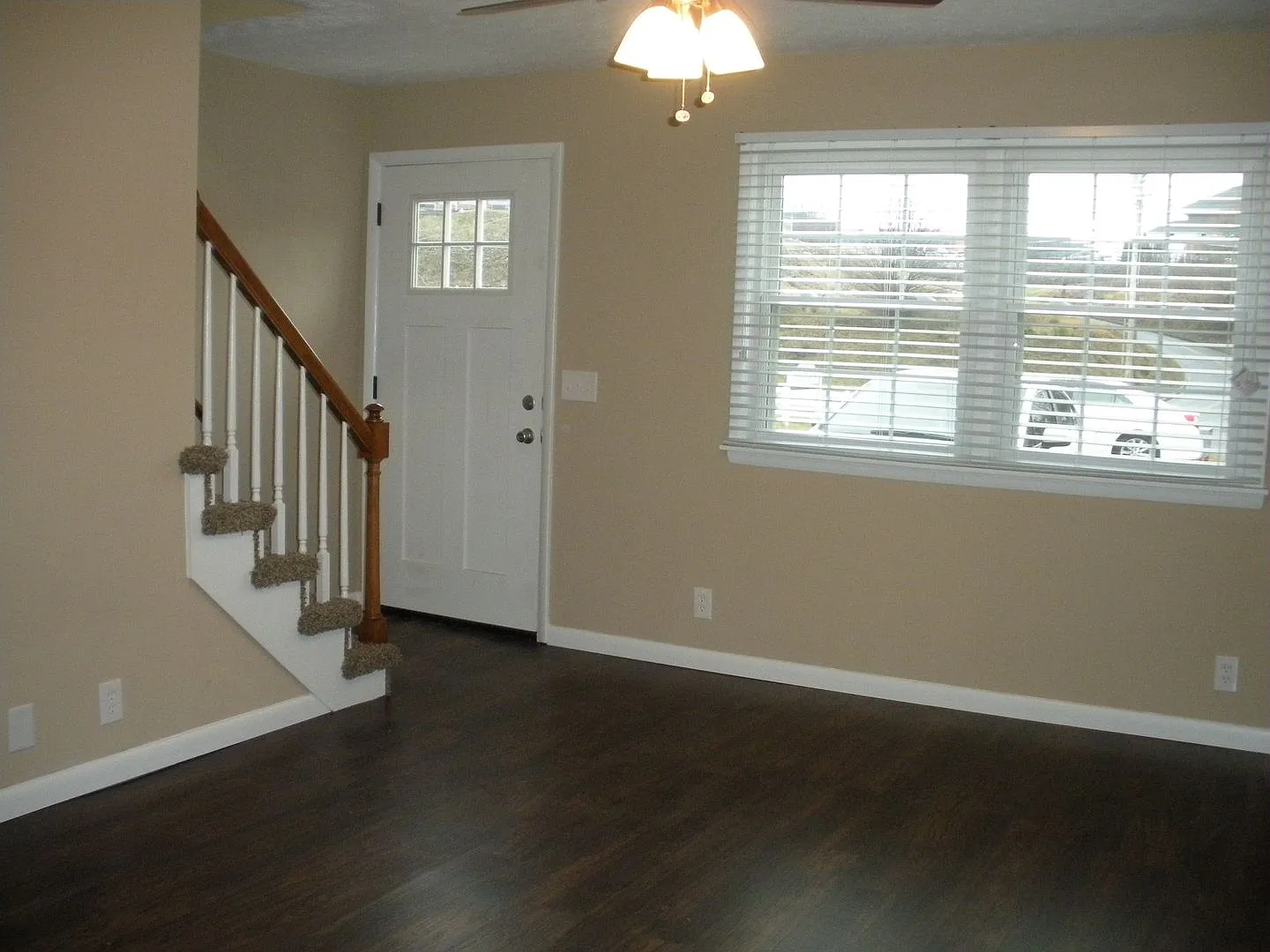 2 bedroom/1.5 bath Townhouse Kingsport, TN — Photo 2