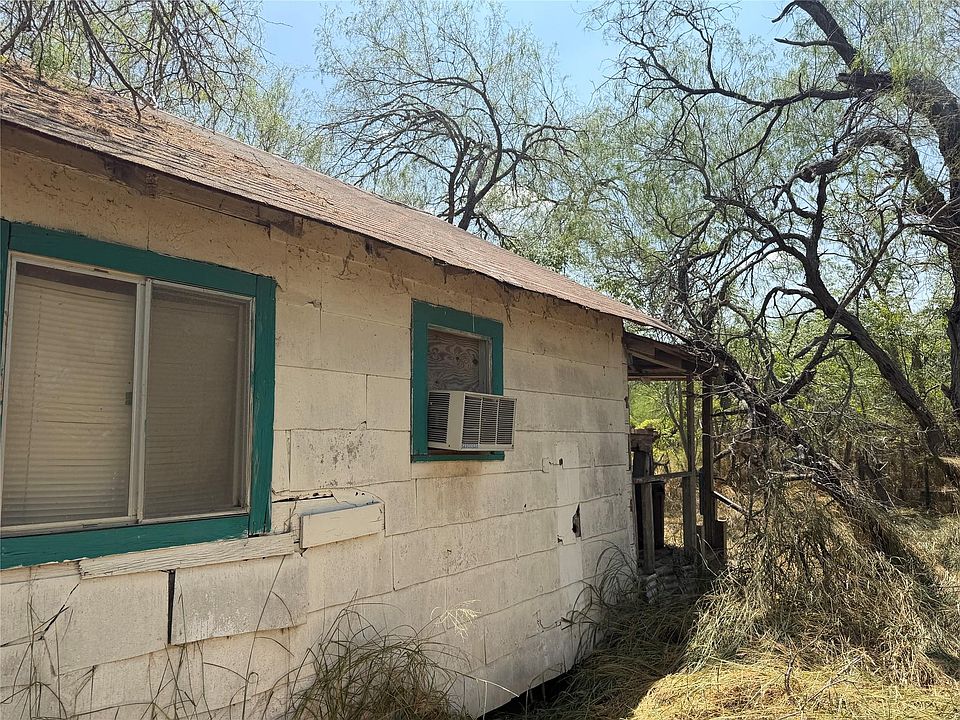 2nd image of 301 E County Road 2280