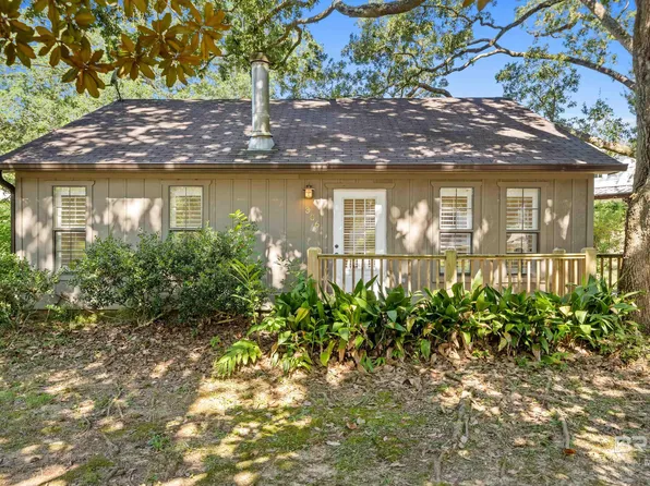 306 Liberty St, Fairhope, AL 36532