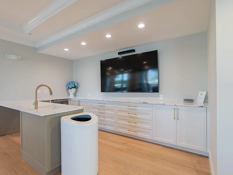 804 E Windward Way #103 — Photo 30