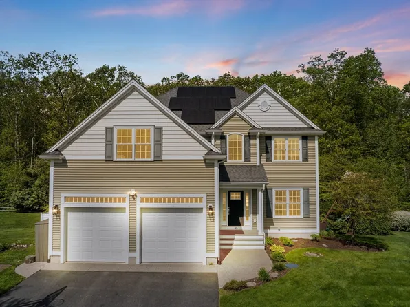 35 Brigham Hill Rd, Attleboro, MA 02703
