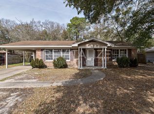 1258 Charmaine Cir N, Mobile, AL 36605