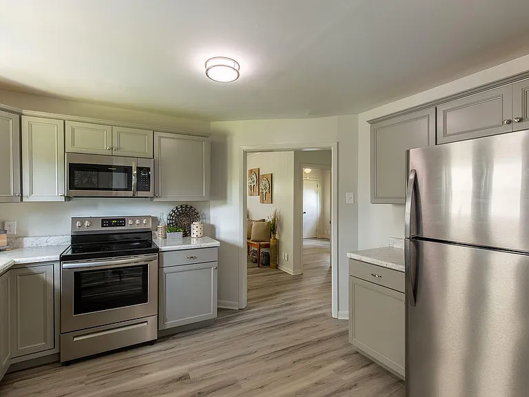 432 Cypress St — Photo 8