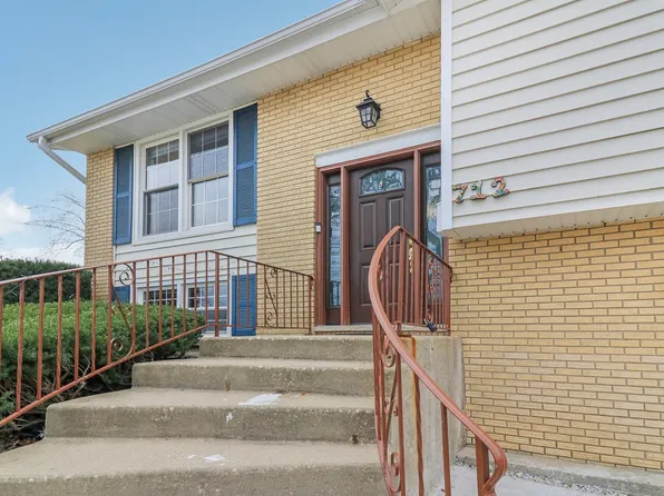 712 Dante Ct, Schaumburg, IL 60193