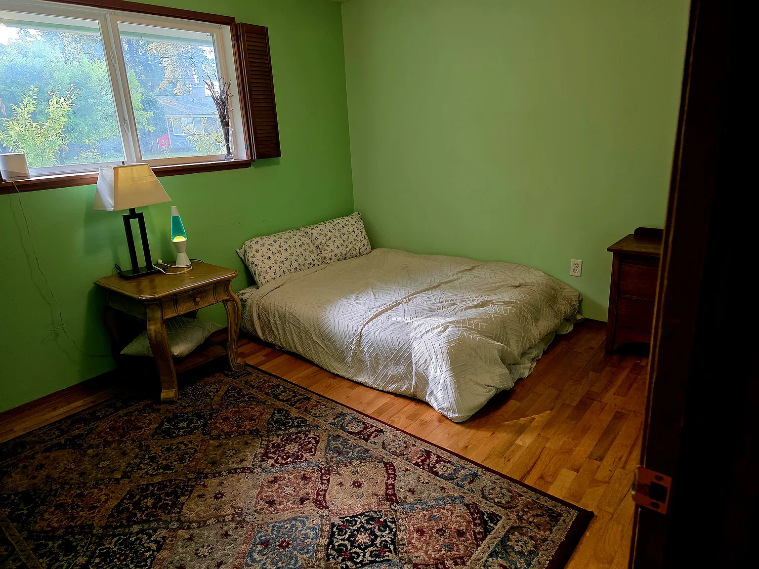 4 bed, 1544 sqft, $975 — Photo 3