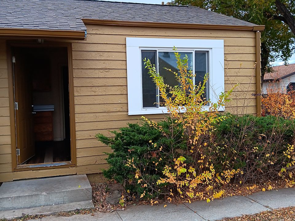 1st image of 215 E Denver St #215