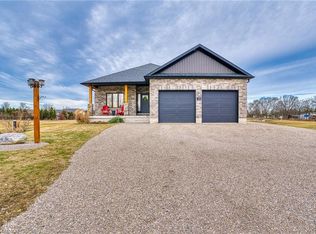 33 Wellington St S, Ashfield Colborne Wawanosh, ON N7A 3X9