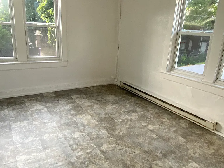 694 Rutherford Ave #B2 — Photo 7