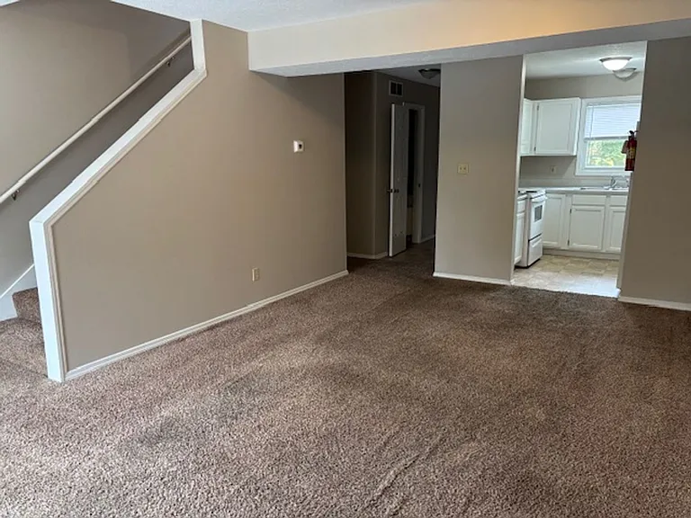 1105 S Fairview St #G — Photo 4