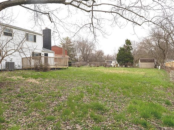5th image of 10333 Woodhaven Cir