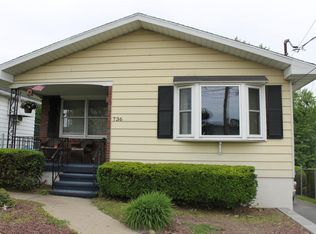 736 Oak St #L-3, Old Forge, PA 18518