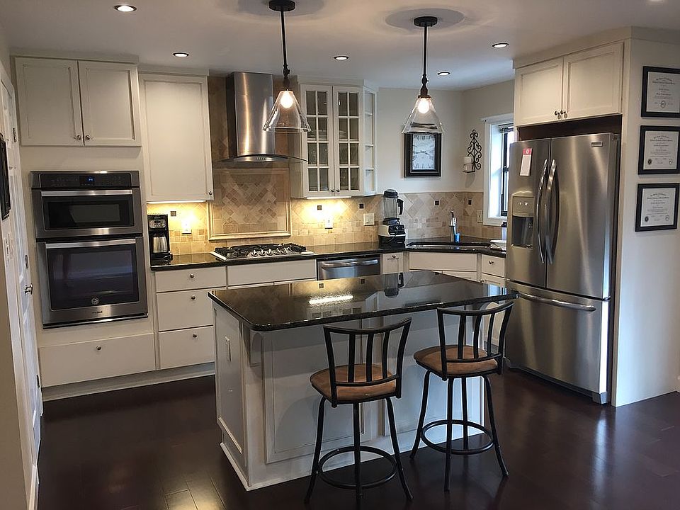 1st image of 712 River Mill Cir